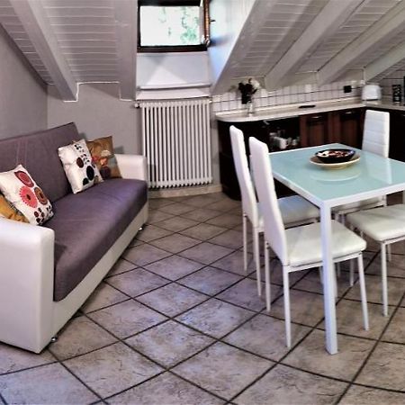 Chez Martin Apartment Aosta Bagian luar foto