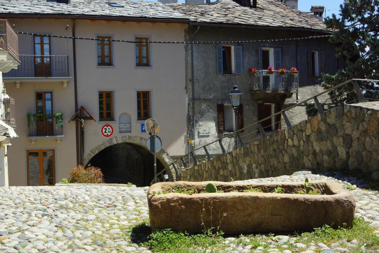 Chez Martin Apartment Aosta Bagian luar foto