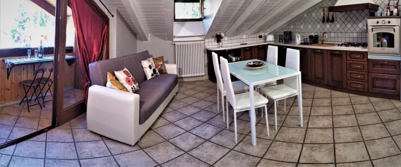 Chez Martin Apartment Aosta Bagian luar foto